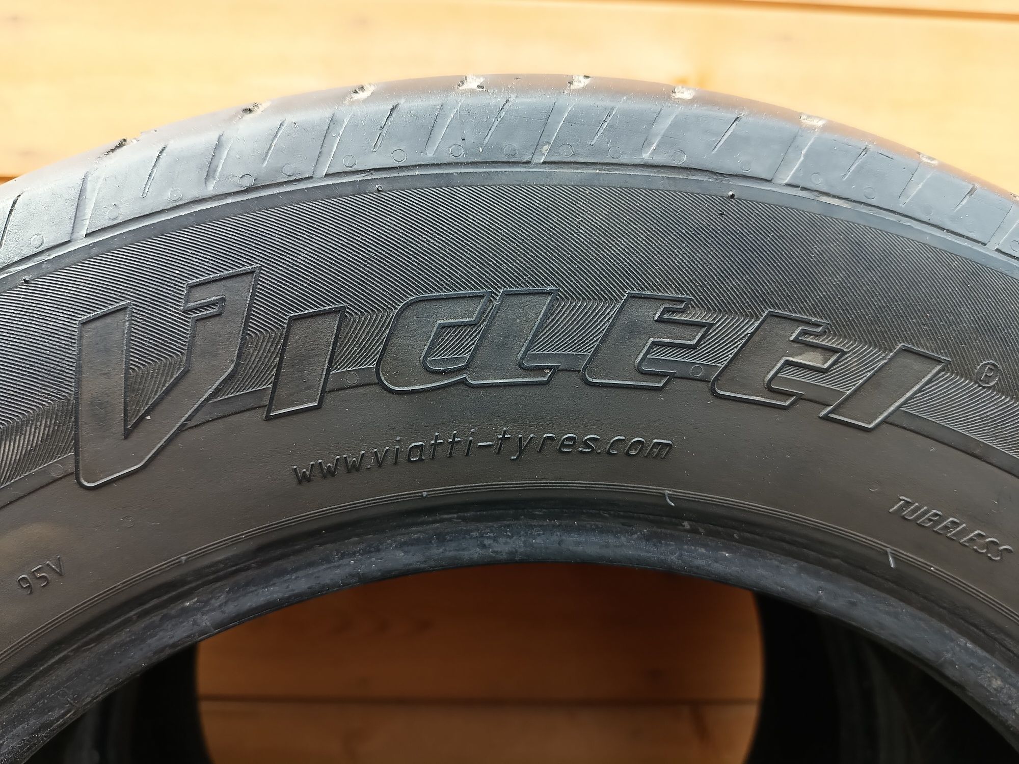 Летние шины Viatti  205/65 R16