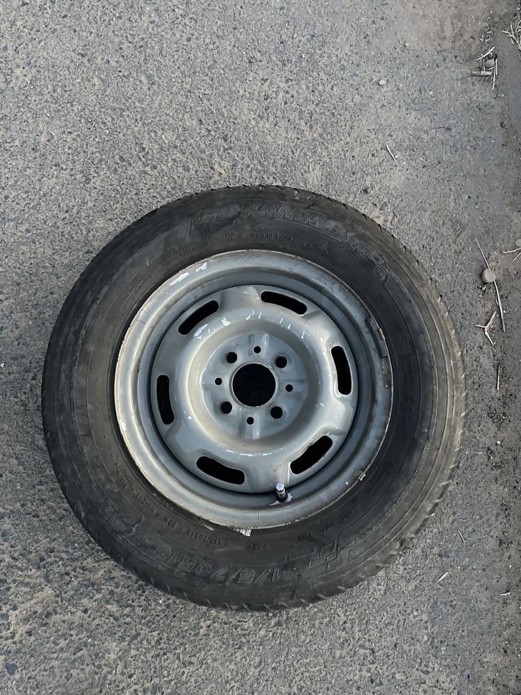 R13 продается (1 штук)
