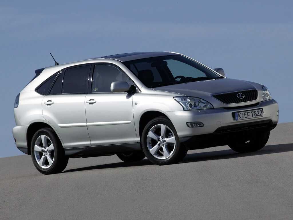 Бампер задний на Лексус Рх330/ Lexus RX330/ 2004