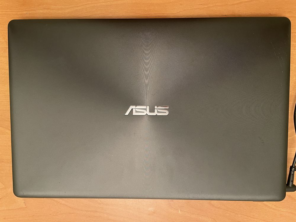 Продам ноутбук ASUS
