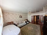 Продам 3 комнатную Центр