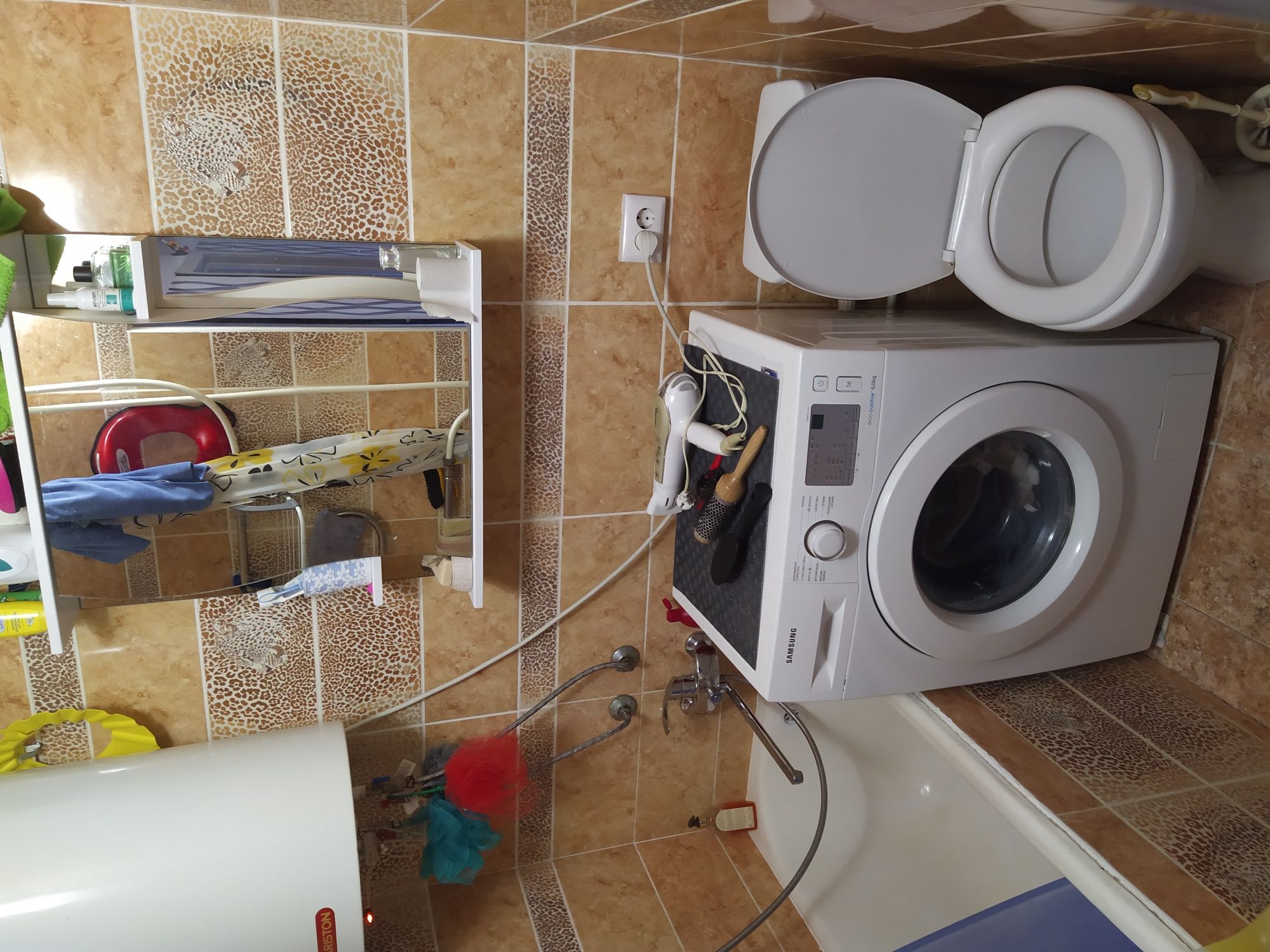 Продам 2х комнатную
