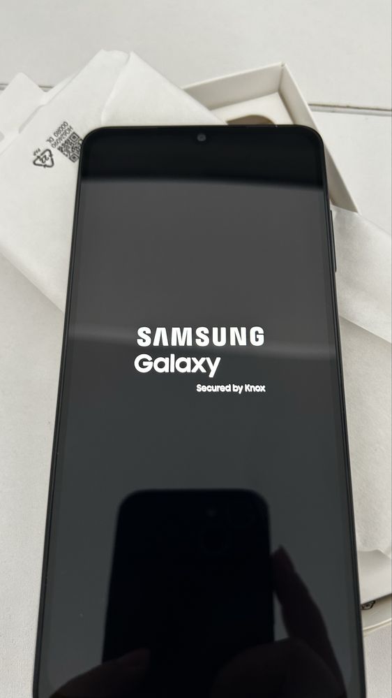 Продам смартфон самсунг