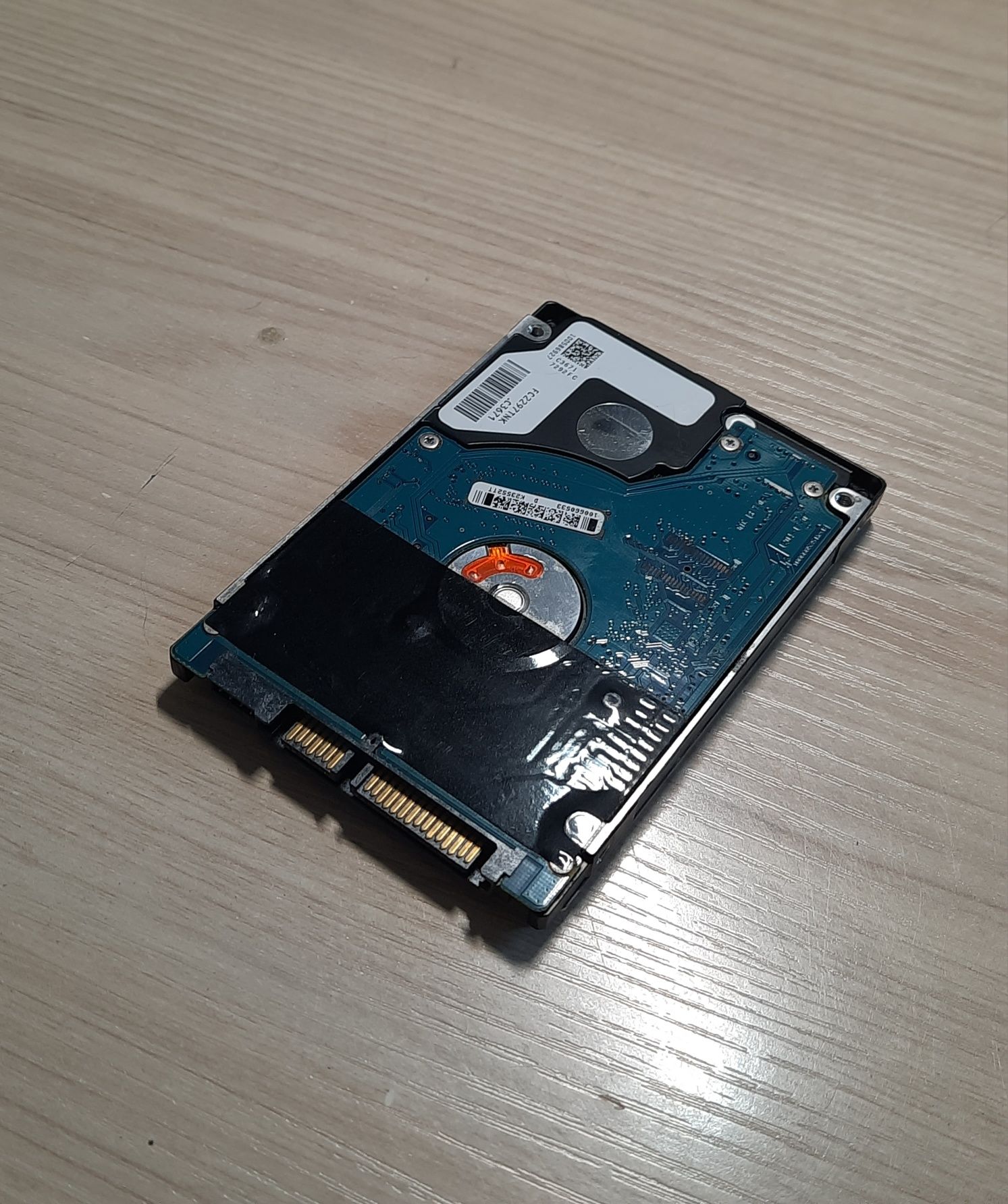 HDD 320 Gb  отличное состояние 100%
