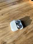 Продаю Airpods 3