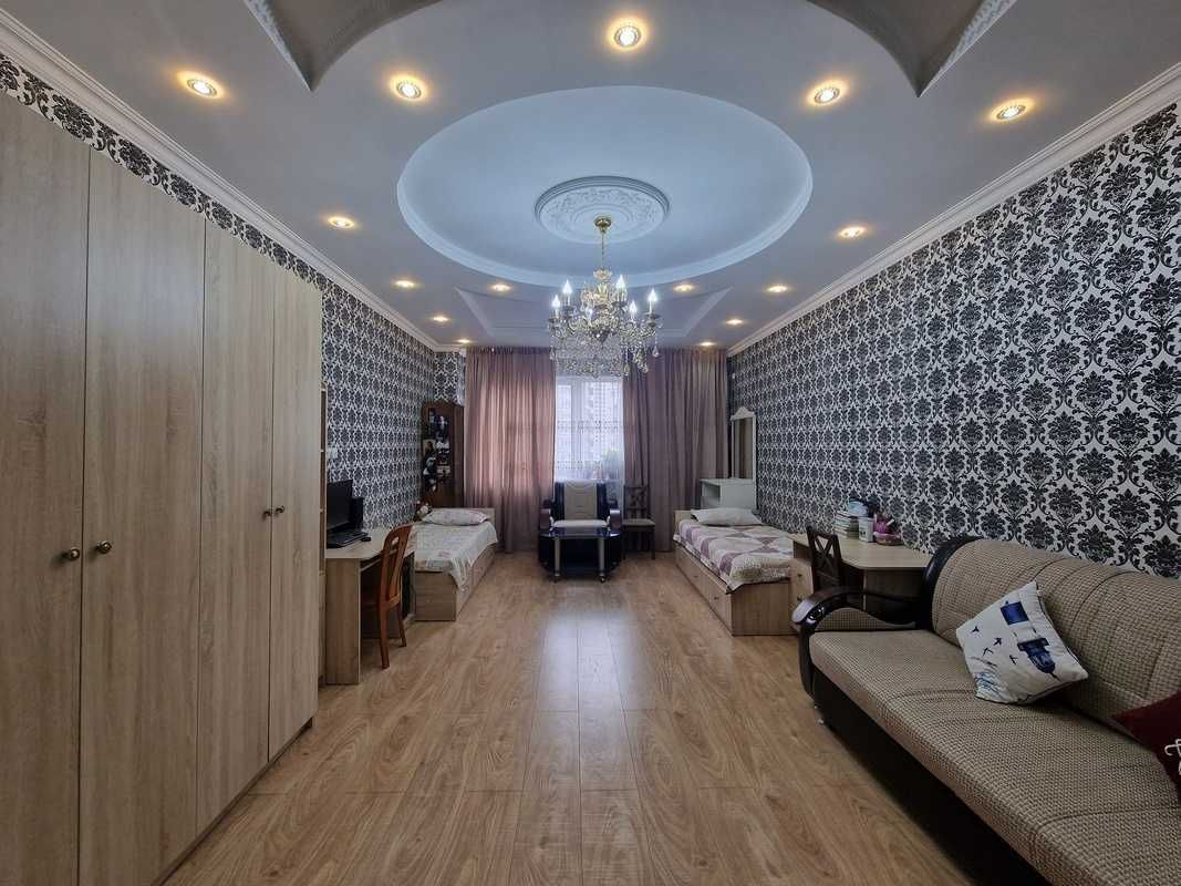 2-комнатная квартира в жк "Шахристан "