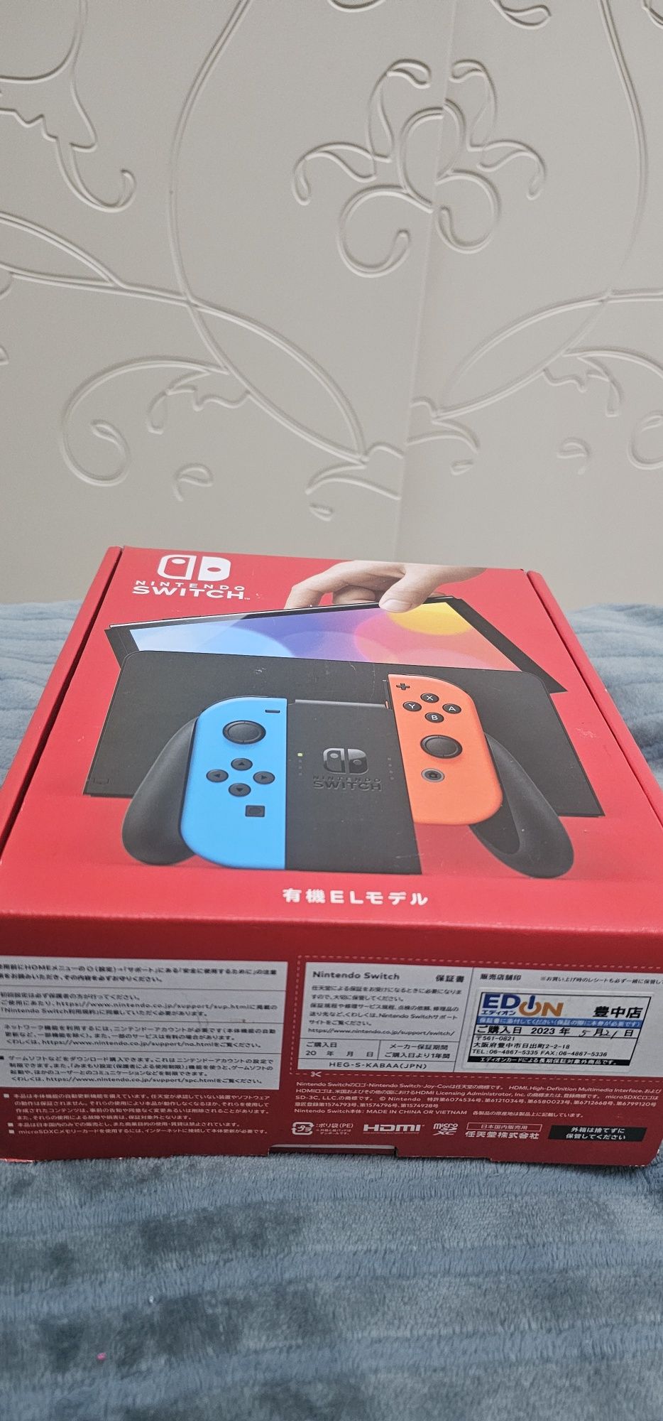 Продадим Nintendo switch OLED | Красно синие джостики | 64 ГБ +ПОДАРОК