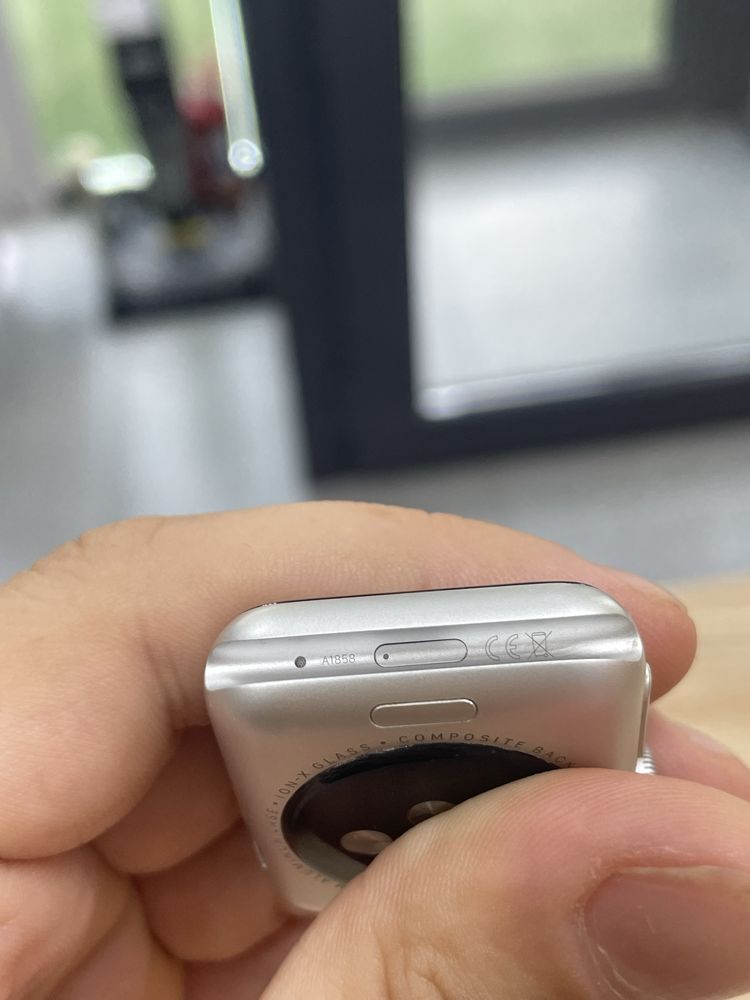 (А4) Apple Watch 3 38mm