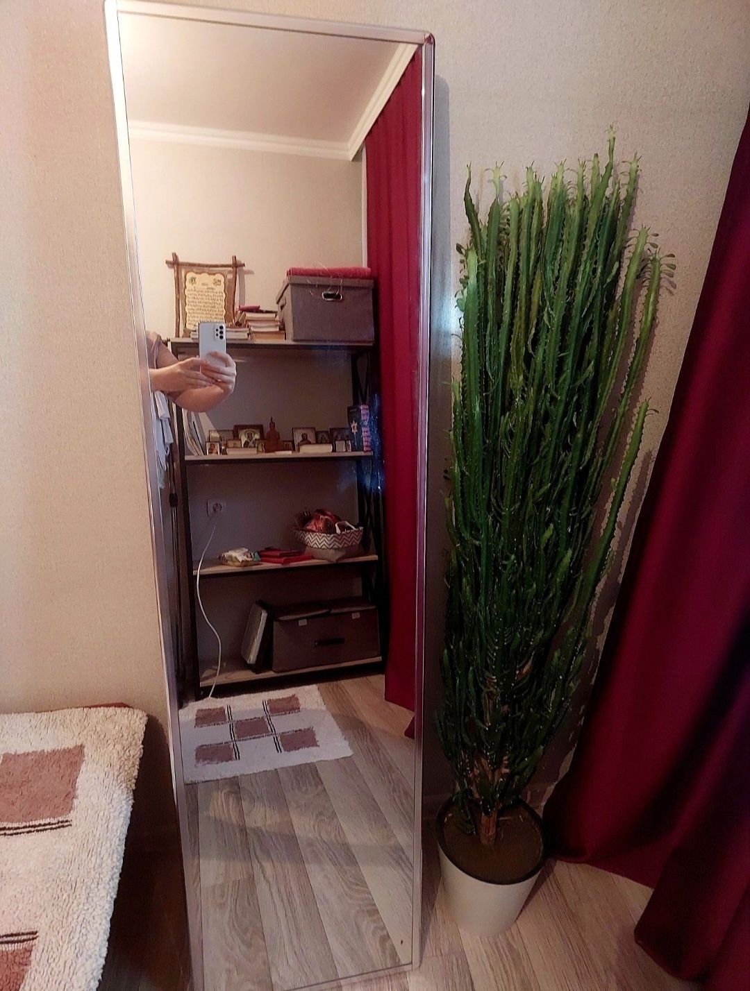 Продам кактус высокий 1.30