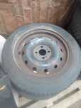 185/65 R15  шины с дисками 4×100 в отличном состоянии 2 штуки