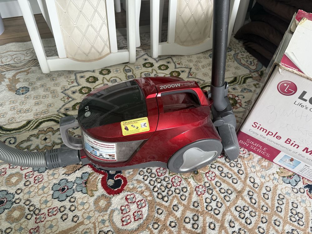 Пылесос LG bin max