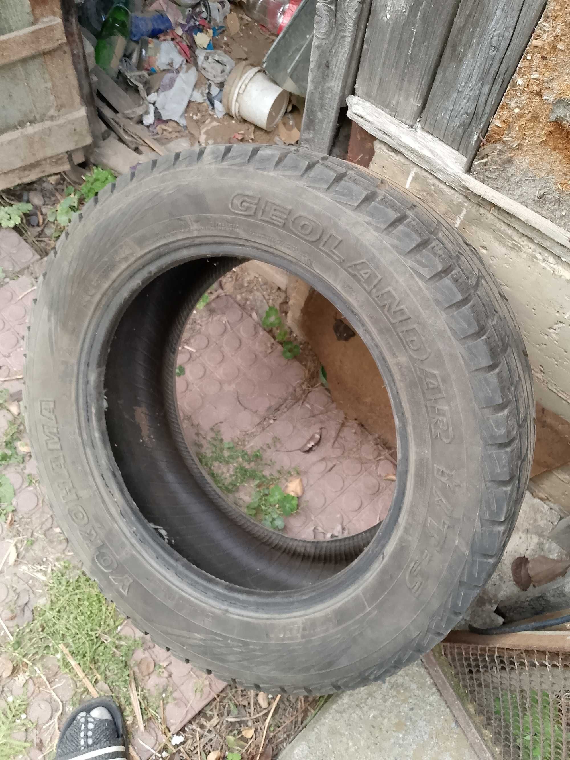Продам комплект резины
