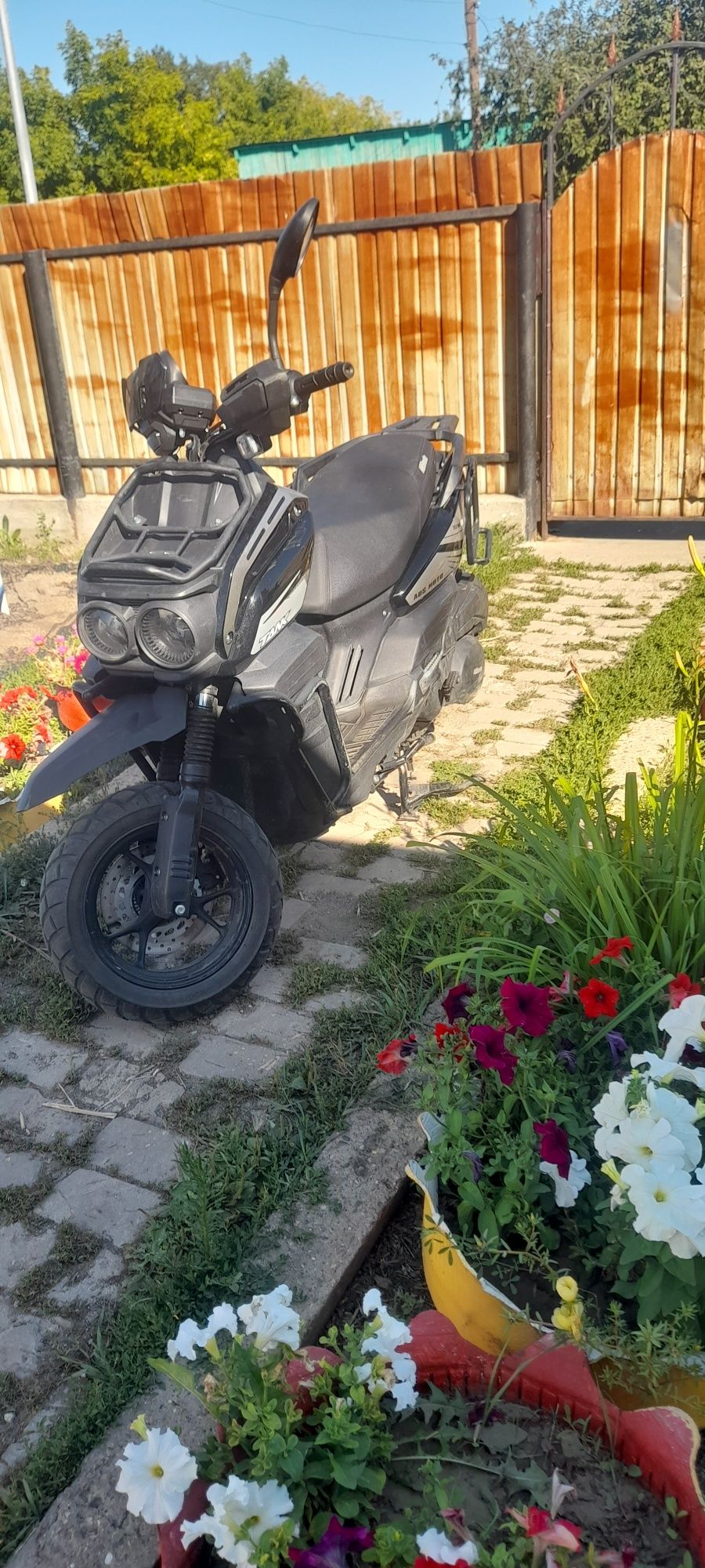 Скутер танк пробег 7300