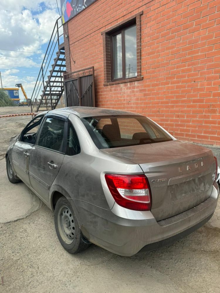 Автомашины на разбор