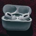 Продаю AirPods Pro