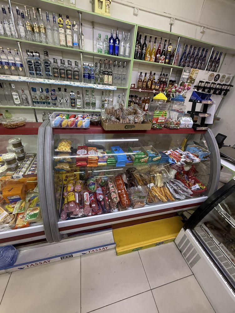 Продам ветриный холодильник