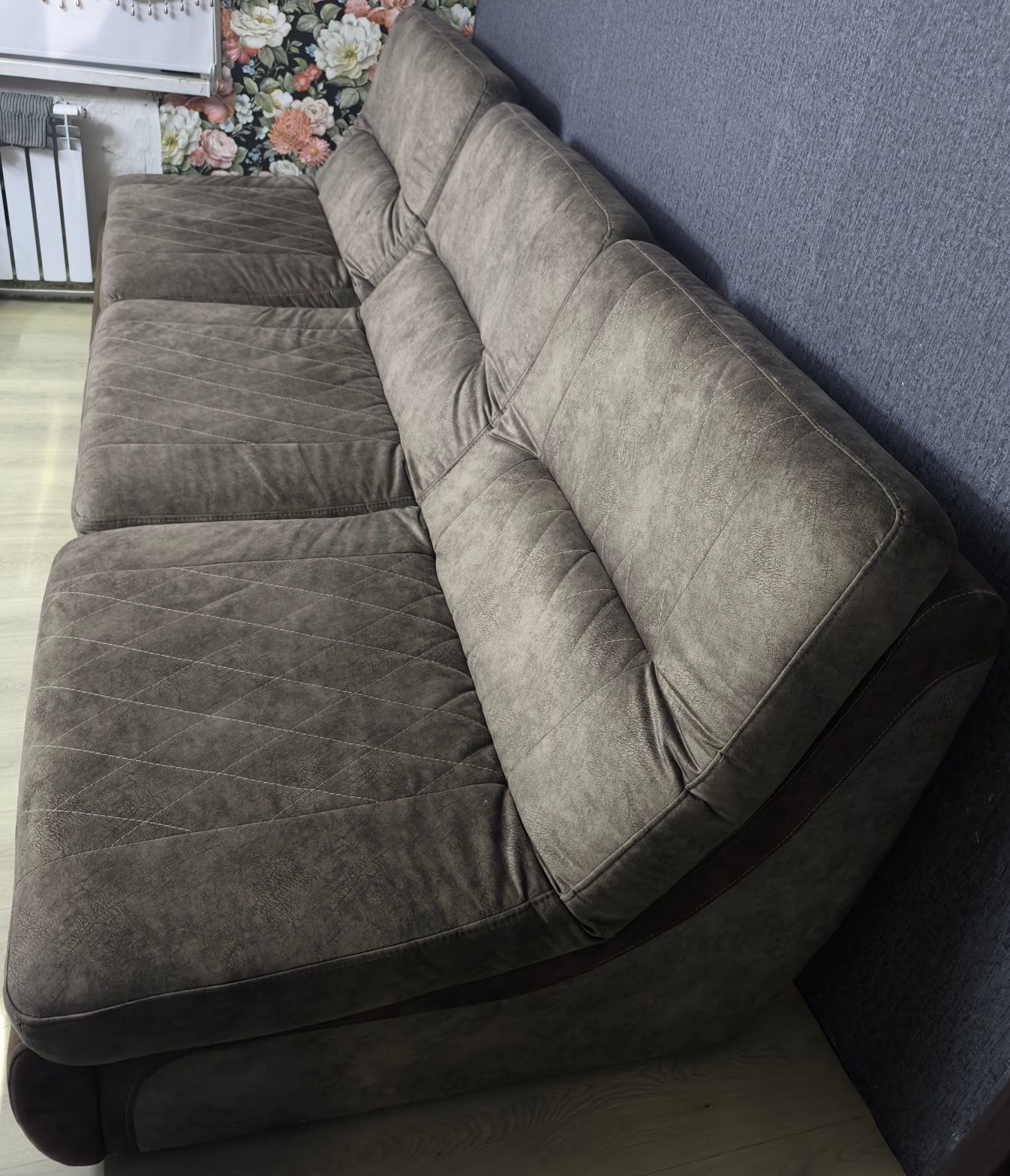 Продам новый диван, за наличку - 330тыс., торг. Каспий рэд-375тыс.
