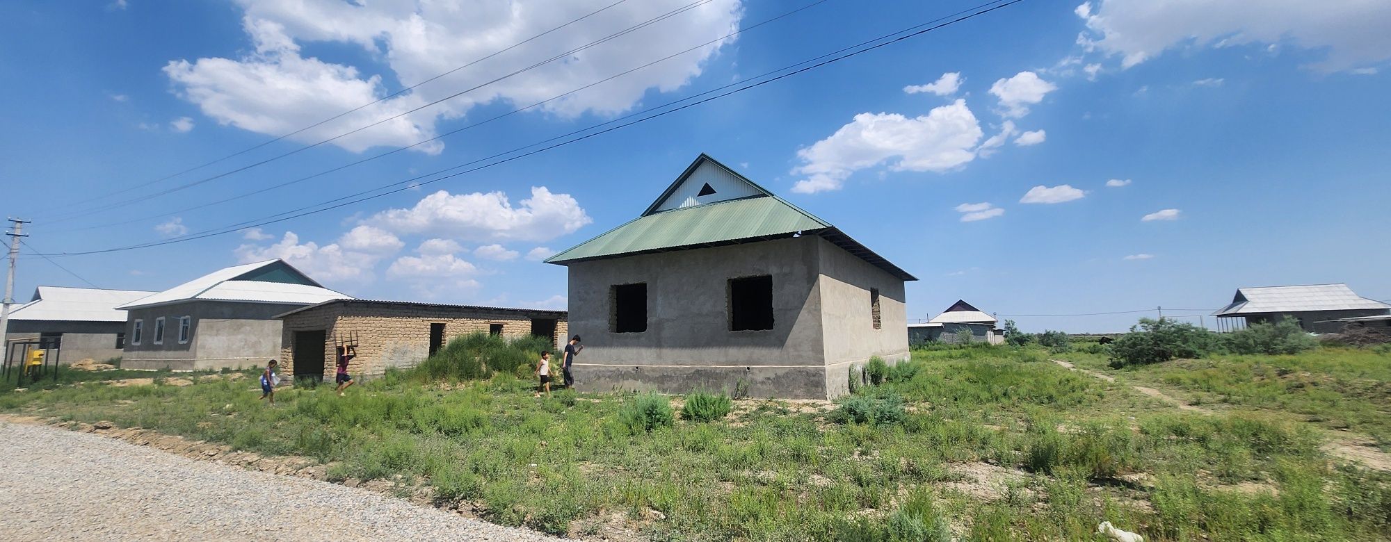Срочна срочна срочна  Барлық қолайлық бар асфаль, свет, газ көше жап ж