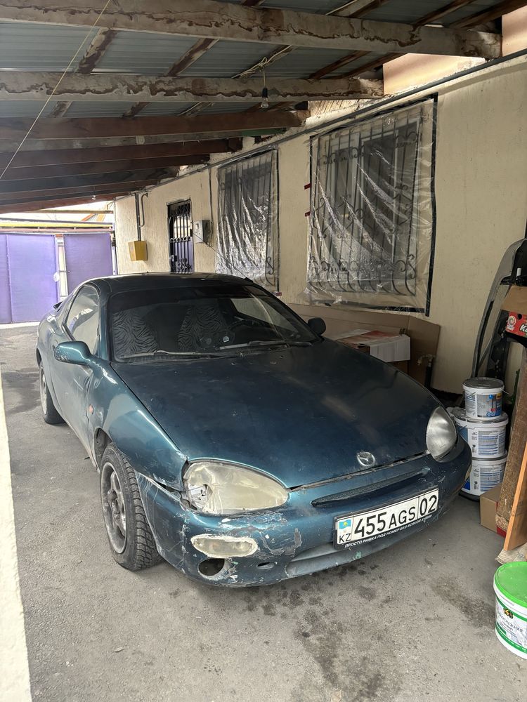 Продам или обменяю машину Мазда MX-3