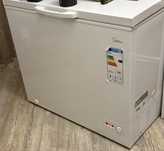 Срочно продам морозильный ларь Midea