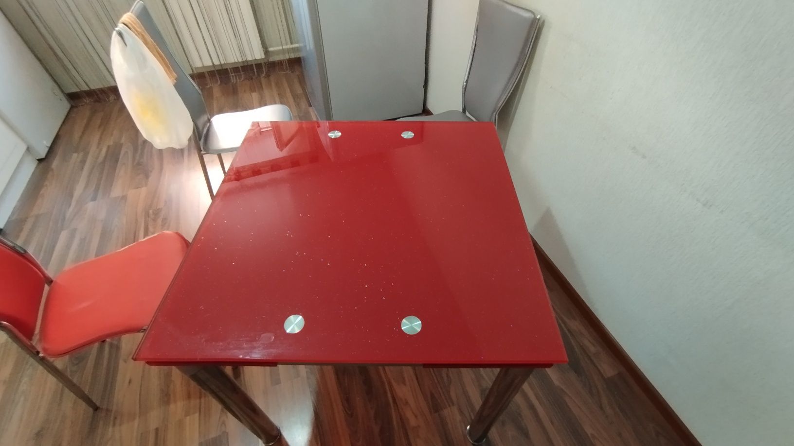 Стол кухонный раздвижной 130х80 закалённое стекло с мет. ножками