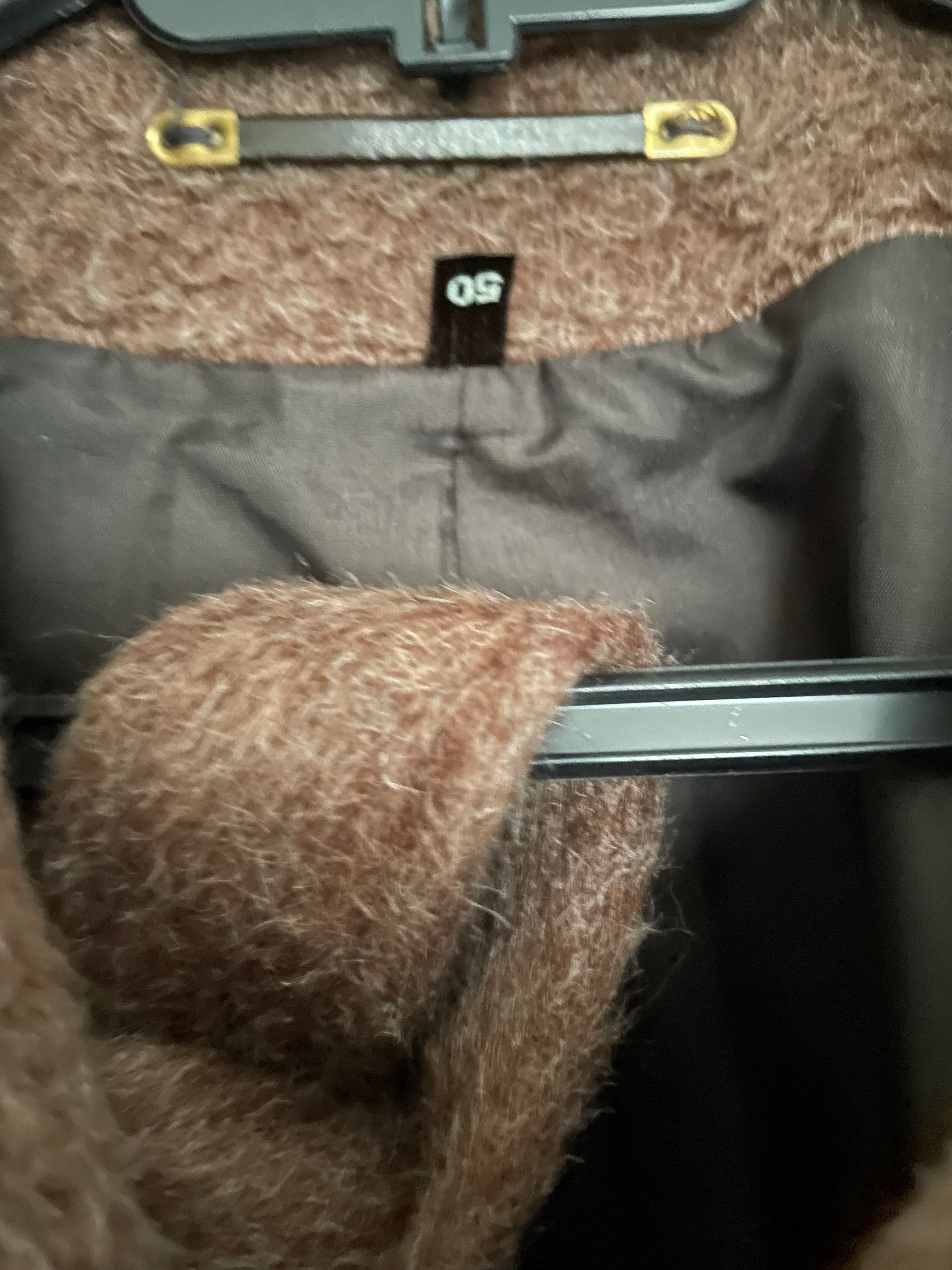Продам пальто женское фирма Berghaus