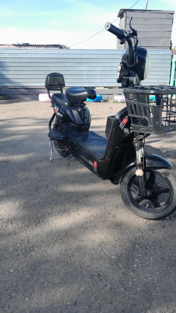 Продам электро скутер