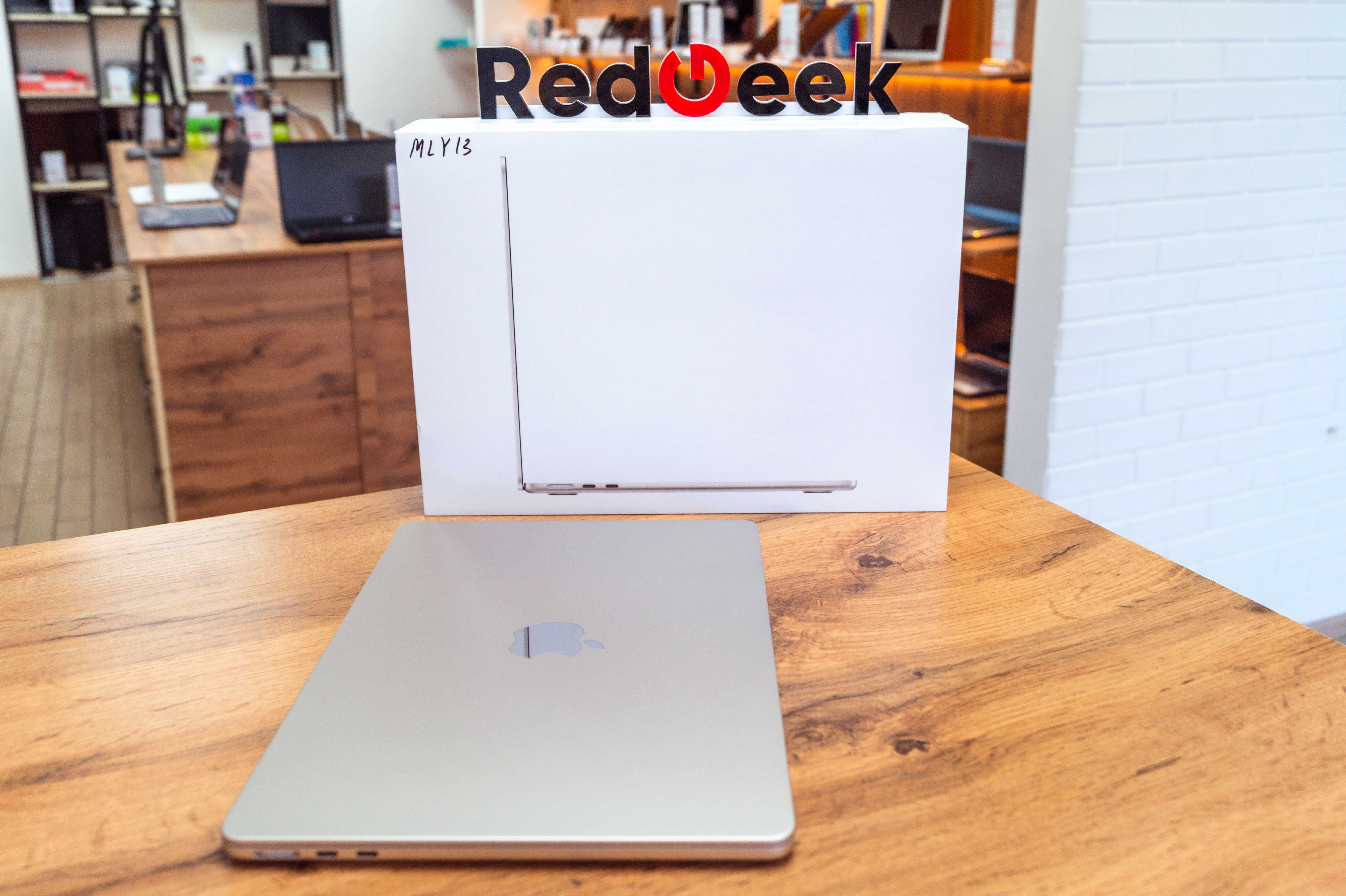 MacBook Air 13.6" | M2| 8GB/256GB |Магазин Red Geek