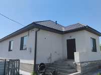 Продам дом кирпичный, с большим земельным участком