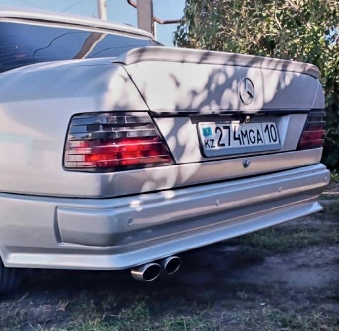 Бампер пороги Мерседес W124 AMG Gen1 / AMG Gen2