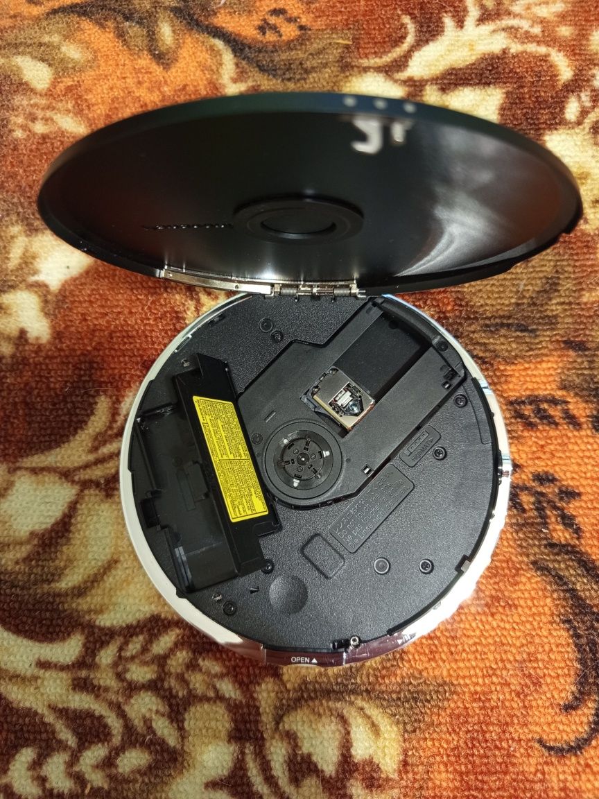 Продам японский плеер Panasonic SL CT820