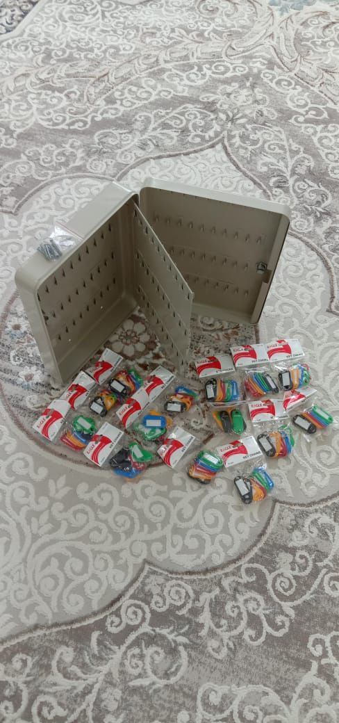 Ключница настенная