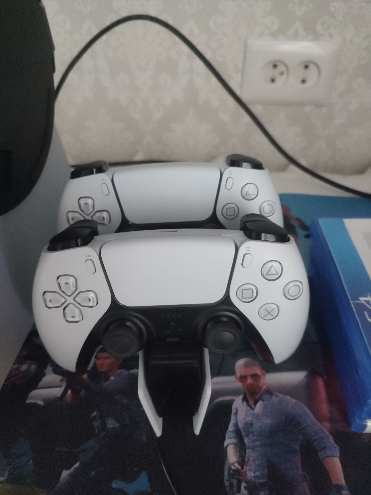 Продам Playstation 5