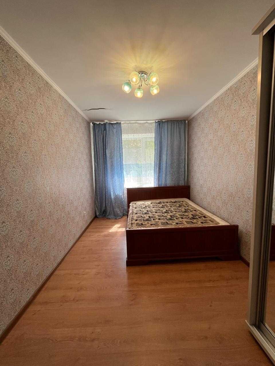 Продаётся 2-х комнатная кв. по адресу:  
ул. Молдагуловой 17/6 (ТОРГ)