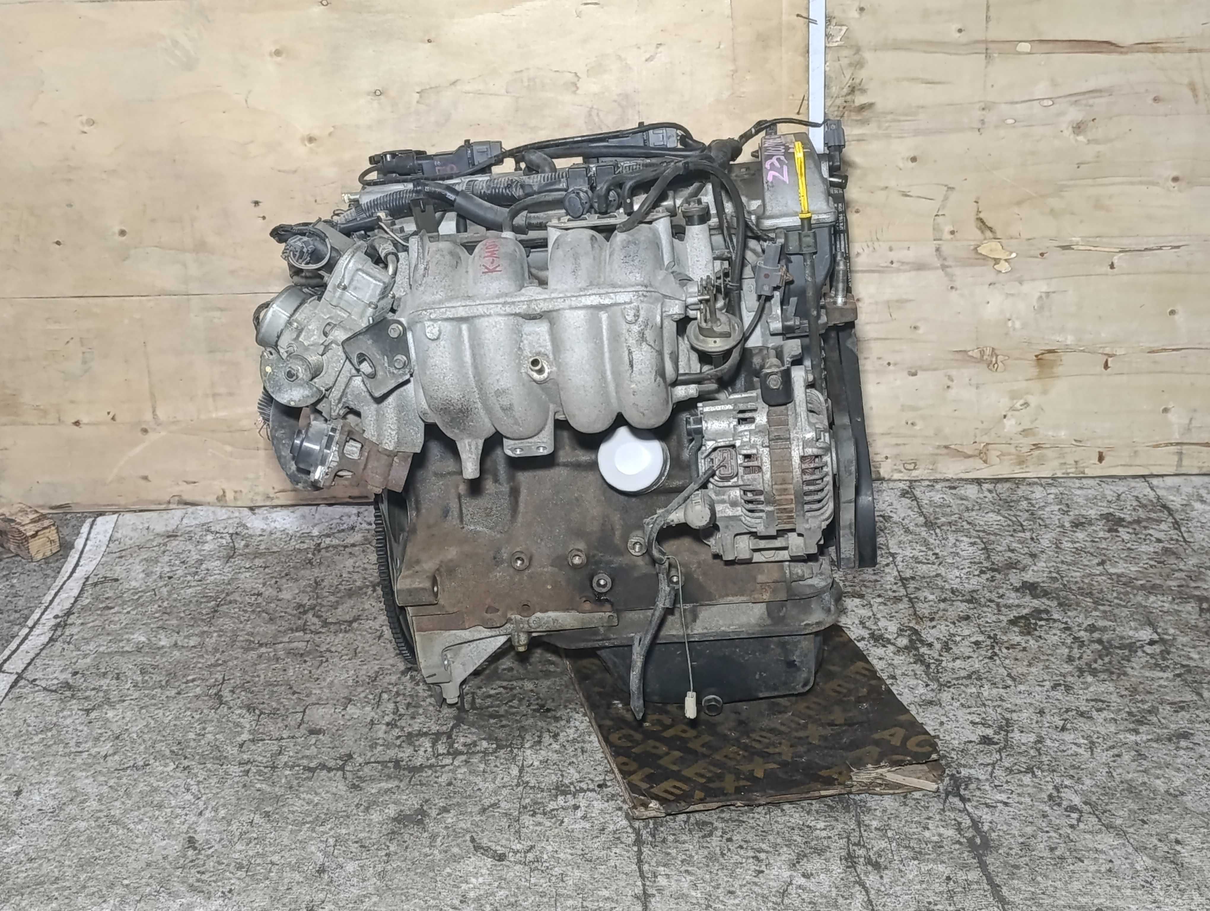 Двигатель мотор FP 1.8 FP-DE Mazda 323 626 Capella Premacy