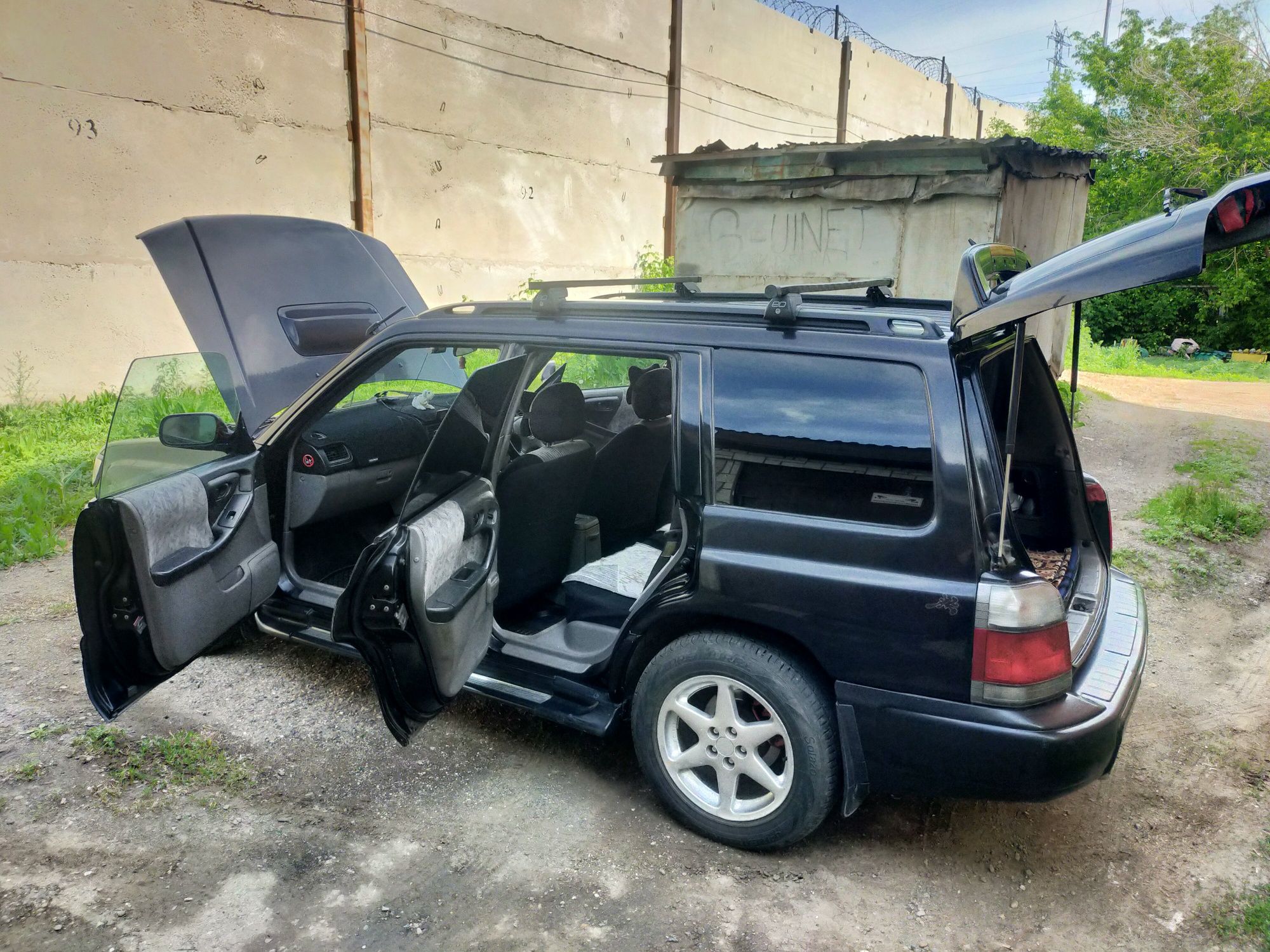 Продам автомобиль Subaru forester ( турбо) 1997 г.в.,  V-2