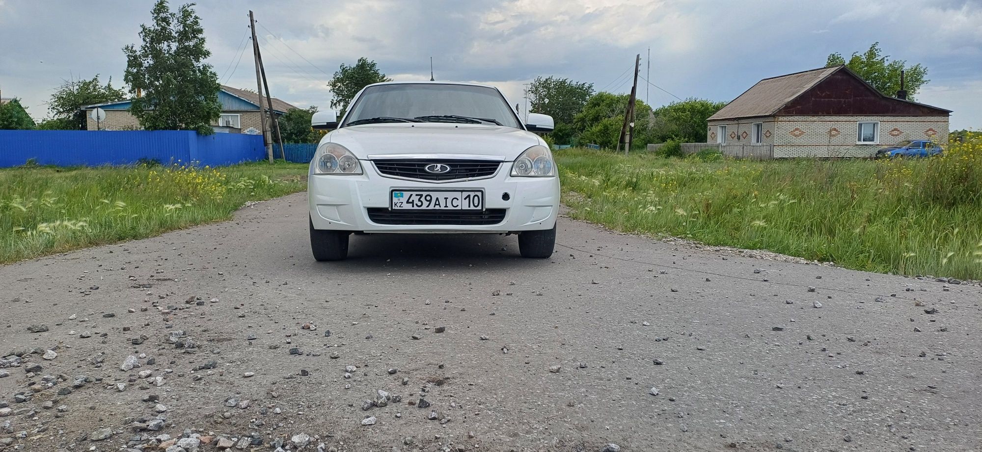 Продам приору срочно