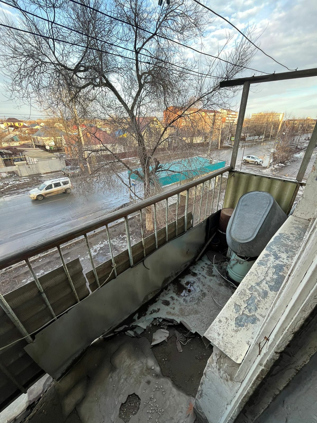 Продаётся 3-х комнатная квартира, в районе 2-го рабочий.