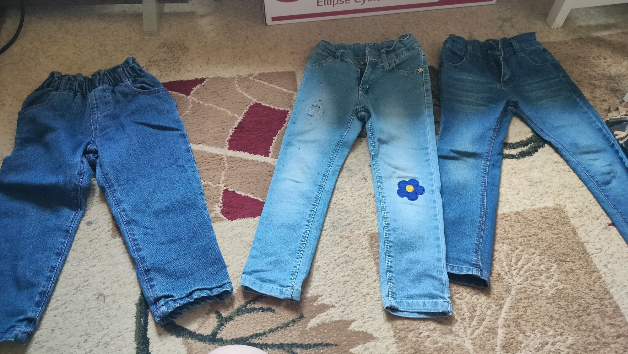 Продам одежду для девочки