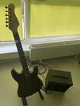 Электрогитара Rockdale stars HSS + комбоусилитель Yamaha GA15II