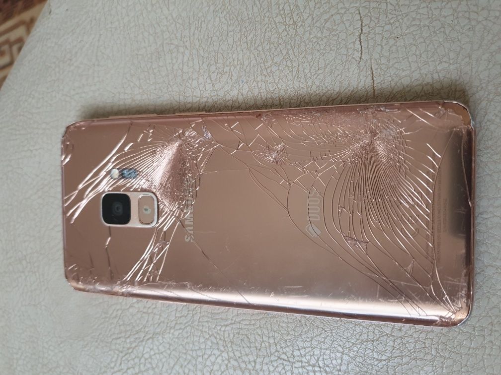 Смартфон самсунг S9 продам или меняю.