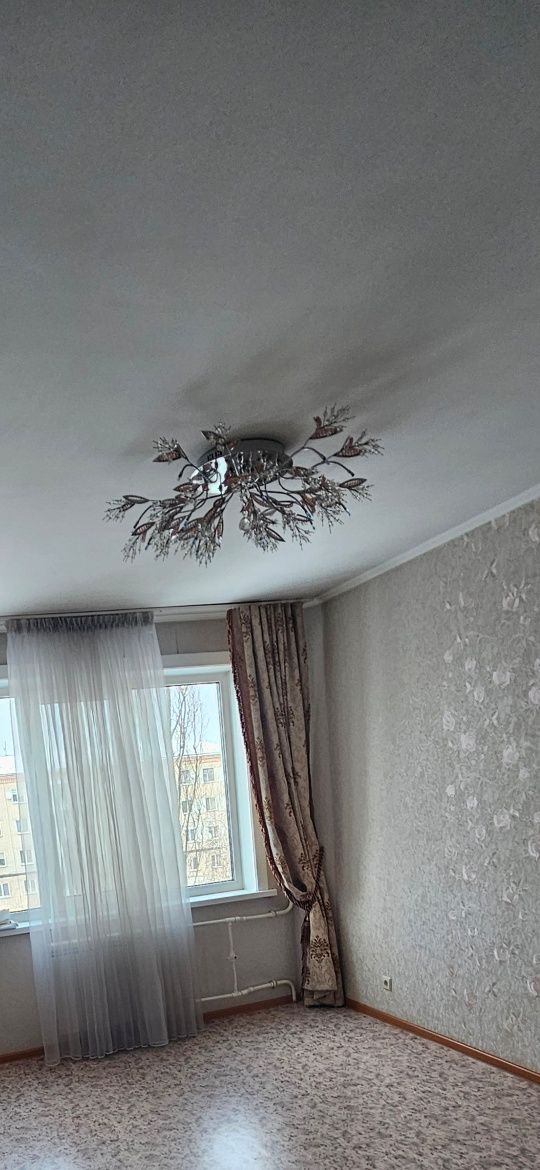 Продам люстры  хорошее качество