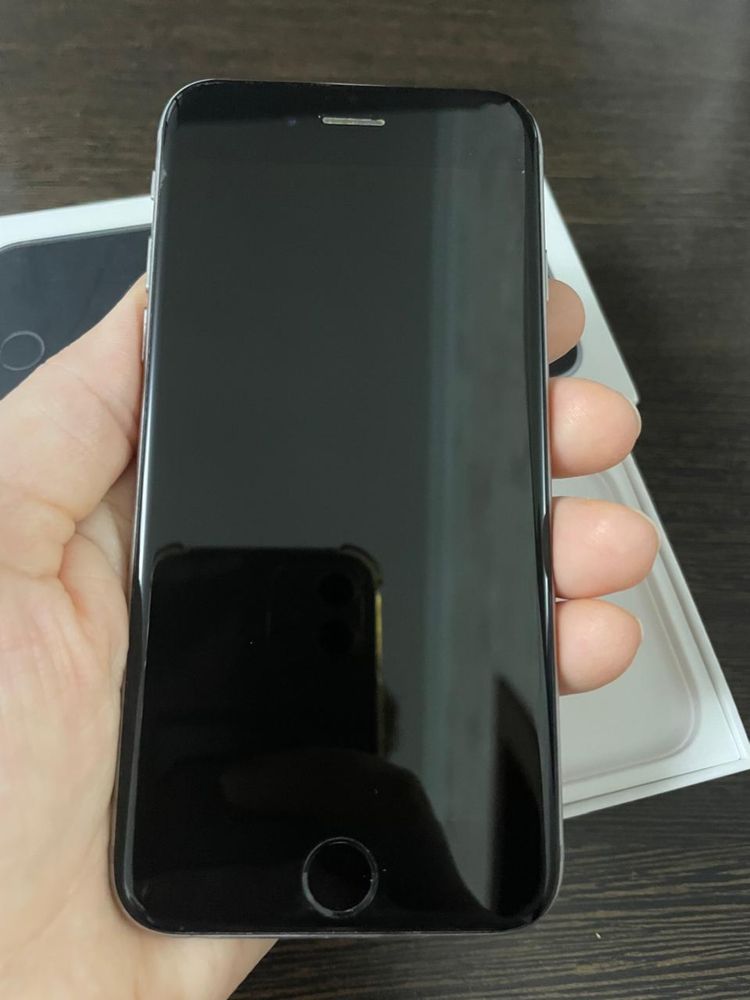 Продайм айфон 6/iphone 6