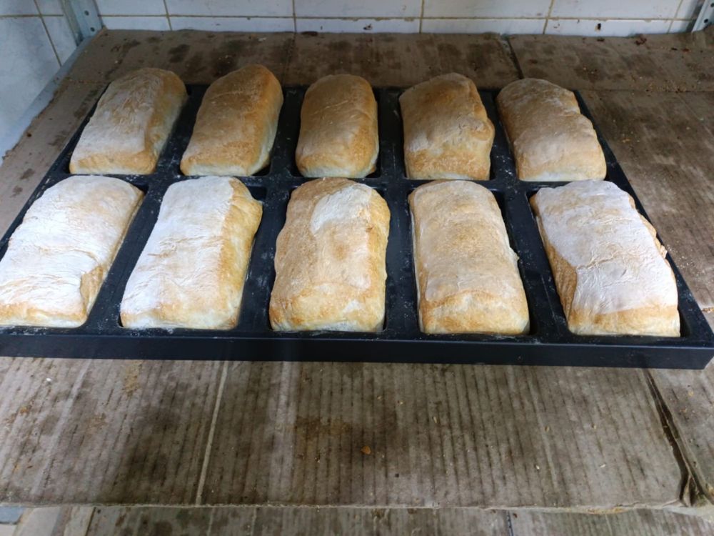 Круассаны, чиабатта, хлебобулочные изделия
