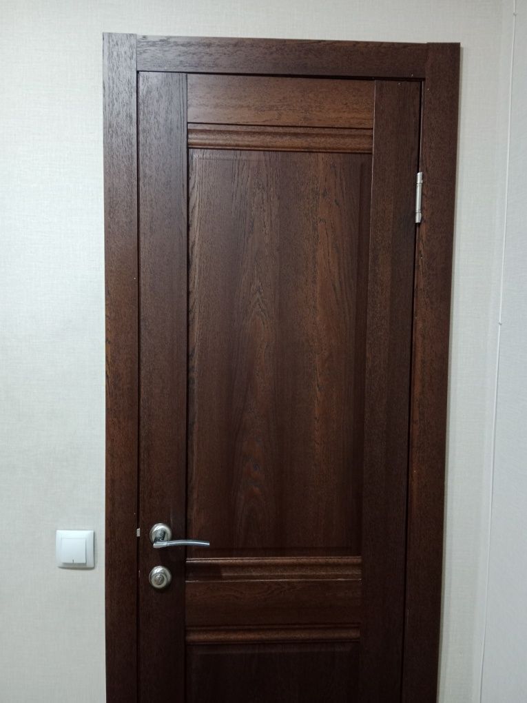 Продам двери межкомнатные