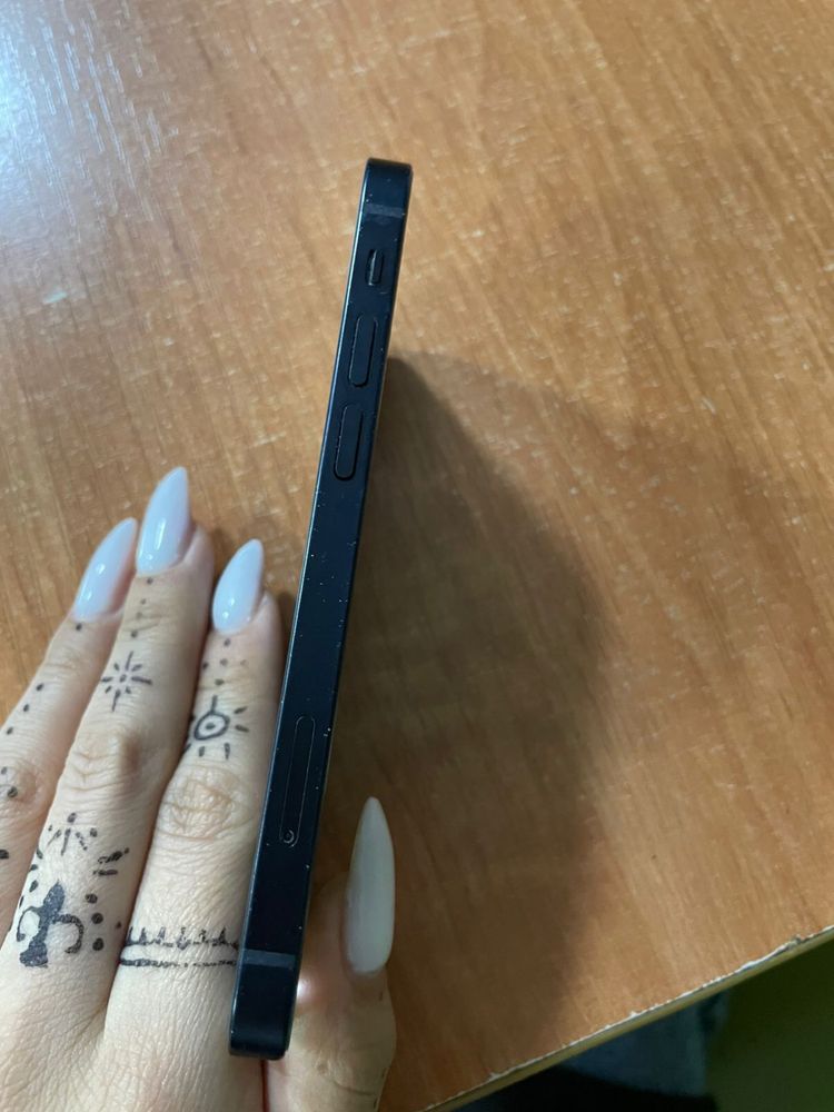 Iphone 12   mini