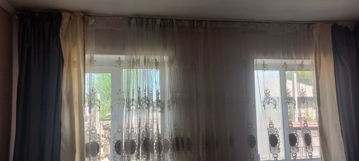 Продам шторы вместе с тюлью
