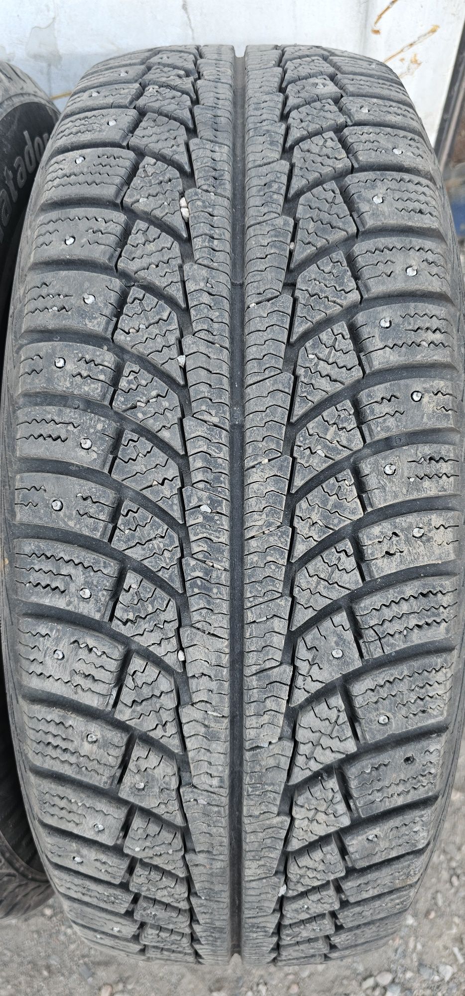 Зимние шины 235 65 R17, Matador Sibir ICE2.