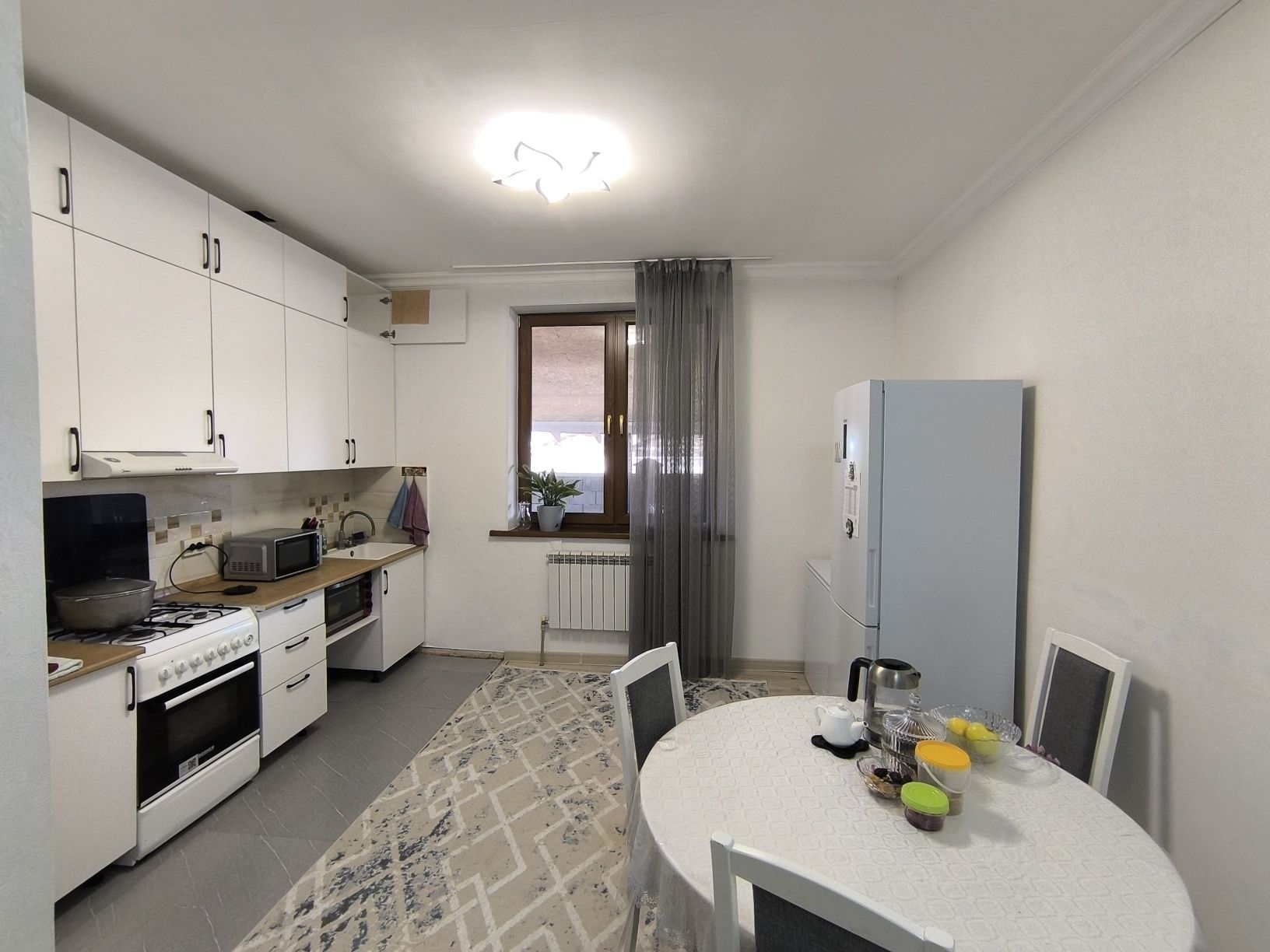 Продам дом 150 кв. В центре Каскелена
