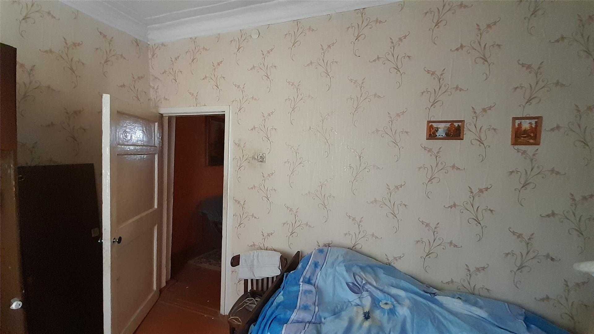 Продам 3 комн кв болгарского типа в старом городе.
на 1 эт 2 эт дома .